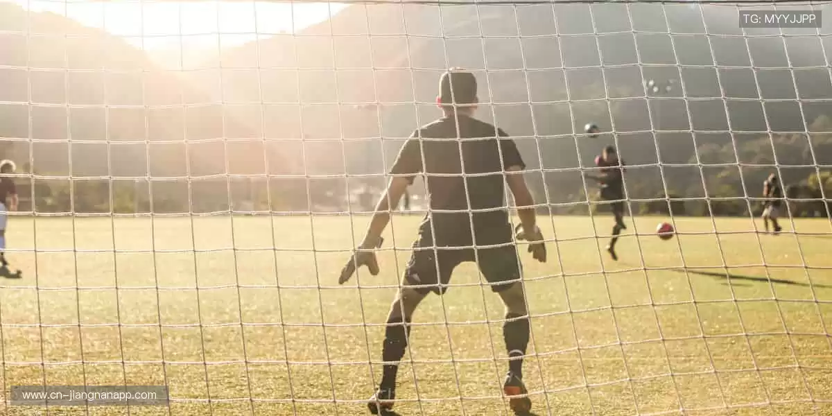🏀 巅峰对决，不容错过！🏅
